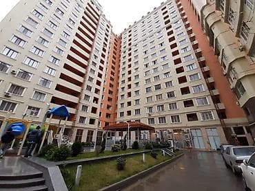 - Elmlər Metrosun Yanında - Bakı Dövlət Universitetin yaxınlığında -