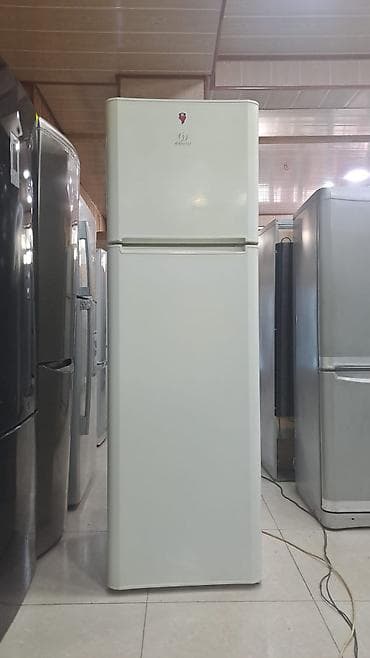 soyuducula: İki qapılı soyuducu (üstdən dondurucu) - Korpus rəngi: ağ - Üst bölmə — 1