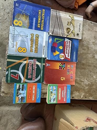 Məktəb dərs və köməkçi vəsaitlər toplusu Paketdə olan kitablar: -
