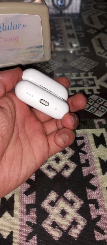 алиса купить в баку: AirPods PRO + Case(Qutusu) (İKİNCİ ƏL) " 1 həftə alınıb " Adabdur ✅(öz — 5