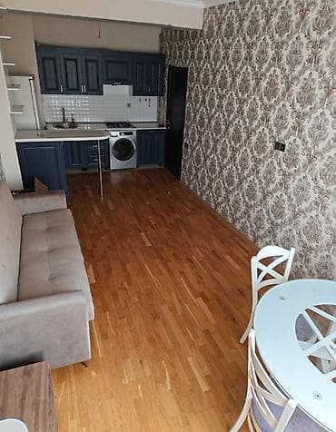 badamdarda kirayə ev: TƏCİLİ İCARƏÇİ AXTARILIR !! SUMQAYITDA 10CU MKR KRİSTAL ABŞERONDA — 2
