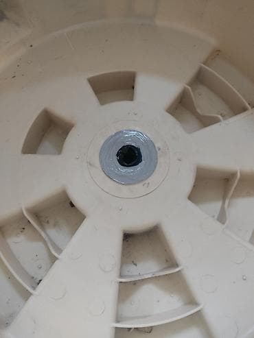 dəmir qap: Paltaryuyan üçün ehtiyat hissələri dəsti Təqdim olunur: - Baraban — 9