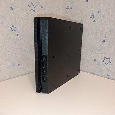ps4 kredit: PS4 slim 1tb az işlənmiş, ideal vəziyətdə, zavod plombu ilə, 2 pult +8 — 6