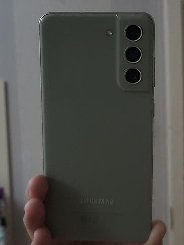 iphone 16 sade: Samsung Galaxy S21 FE — 1