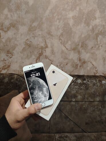 Opel: IPhone 8, Qızılı, Barmaq izi — 4