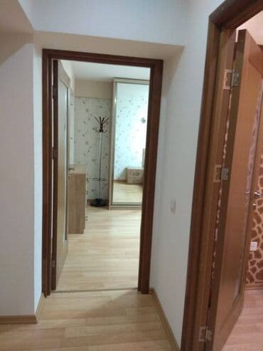 at yalında evlər: Bakı, 3 otaqlı, Köhnə tikili, m. İnşaatçılar, 90 kv. m — 22