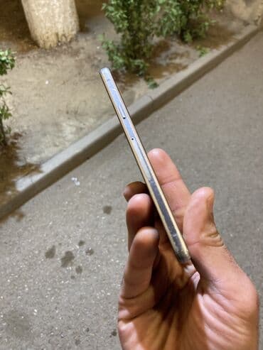 samsung s25 edge qiymeti: Samsung Galaxy A3 2016, 64 GB, rəng - Qızılı, Barmaq izi, Face ID — 2