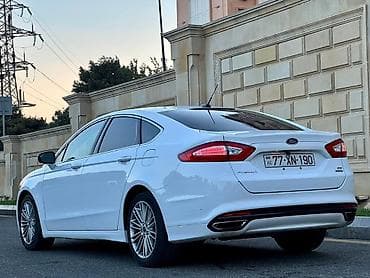 audi a5: Ford Fusion: 2 l | 2014 il 161000 km Sedan — 6