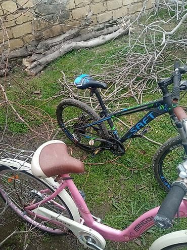 Городские велосипеды: Dağ velosipedi, tünd rəngdə çərçivəyə və mavi-yaşıl vurğulara — 3