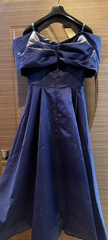 ideal baza: Tünd göy rəngli ziyafət/libas - Model: A-line, ətəyi geniş, dizdən — 2