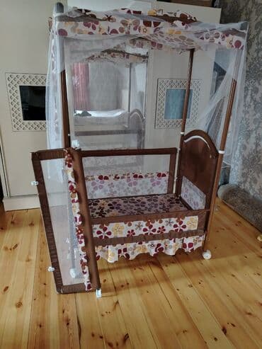 nisan ucun ev dekoru: Oğlan və qız üçün, Dördbucaq, Beşik, Dəst ilə, Matrassız, Yellənmə mexanizmsiz — 1