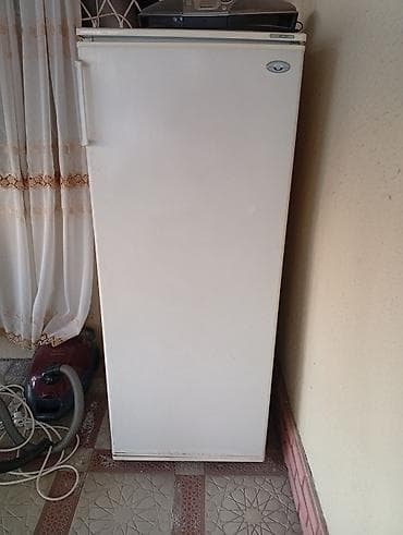 samsung s20 fe: Birqapılı soyuducu - Ağ rəng, yuxarıda ayrıca dondurucu bölməsi olan — 2