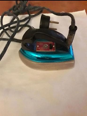 Məhsul: Uşaq paltarları və xırda parçalar üçün elektrikli mini ütü