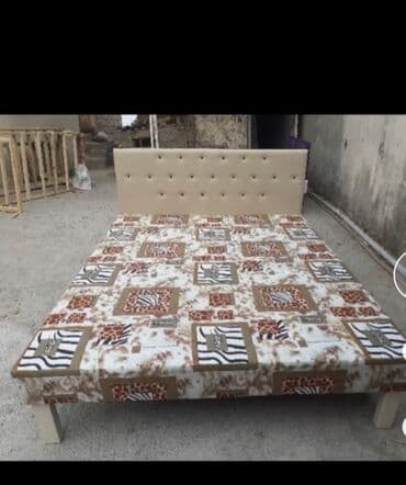 kire: Kravat Təzə hazırları var Çatdırılma var Bir nəfərlik kravat 60 manat — 2