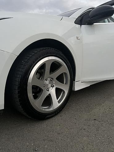 bmw e34 ehtiyat hisseleri: Məhsul: Alüminium disklər və təkər komplekti - Marka/model: BLADE — 3