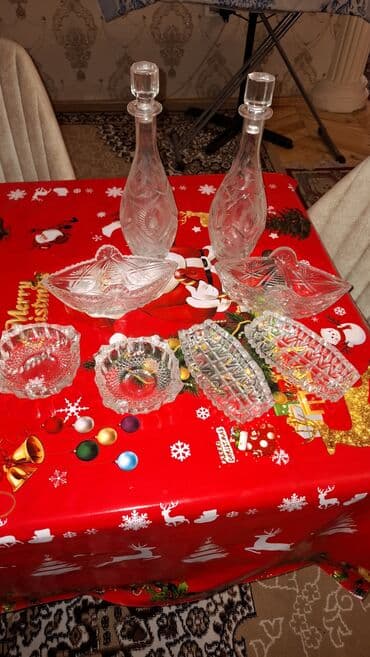 qaşıq dəstləri: Şüşə/kristal süfrə dəsti - 2 ədəd qapaqlı qrafin: uzunsov formalı — 1