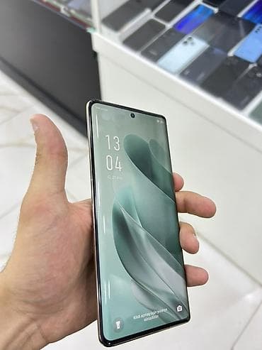 notebook ram 8: Infinix Zero 30, 256 GB, rəng - Göy, Simsiz şarj, Face ID — 6