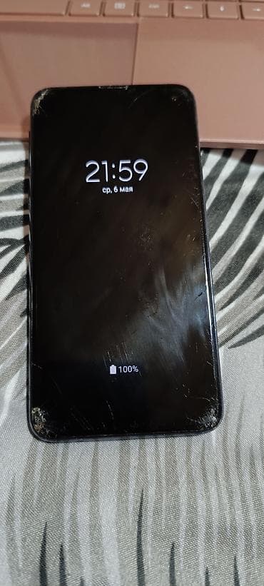 samsung note 10: Samsung Galaxy S10e, 128 GB, rəng - Qara, Sensor, Barmaq izi, Simsiz şarj — 5