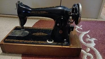 Klassik mexaniki tikiş maşını - Korpus: döküm metal, qara lak örtük