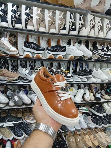 Kişi gündəlik ayaqqabıları – müxtəlif modellər - Stil