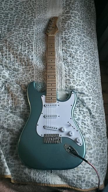 gitara: Smiger L-G2. Gitaranı+Amfi Florida tg-25+orginal fender — 2
