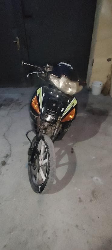 pravasız moped: Moon brand 150 sm3 — 6