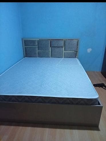 carpayı dəsti: Mebel dəsti: iki nəfərlik çarpayı və döşək - Ölçü: təxminən 160x200 — 1