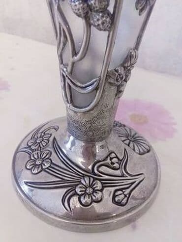 dekorativ gullər: Güldan melxiordur - gümüş suyuna salınıb. ( Silver plated vase) 30 il — 2