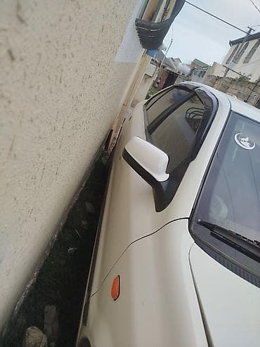 mazda cx 5: Peugeot 405: 1.7 l | 2008 il 1000 km Sedan — 3