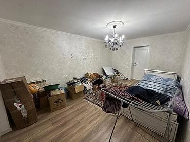 gence emlak ev: Satilir 5 mertebeli binanin 2 mertebesi 3 otaqli yeni temirli menzil — 7