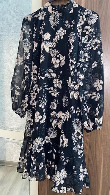 ted baker: Qara rəngli çiçək naxışlı şifon don - Parça: yüngül, şəffaf effektli — 1