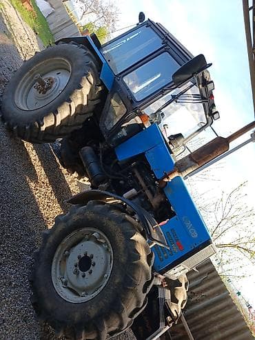 ilkin odenis 2000 azn avtomobil: Traktor Belarus (MTZ) 1221,2, 2012 il, 120 at gücü, motor 0.6 l, İşlənmiş — 2