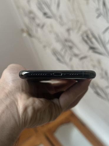 aple: IPhone 11 Pro Max, Yaşıl, Face ID — 2
