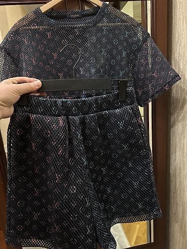 Louis Vuitton iki hissəli dəst – tül/tor teksturalı şortik və qısaqol