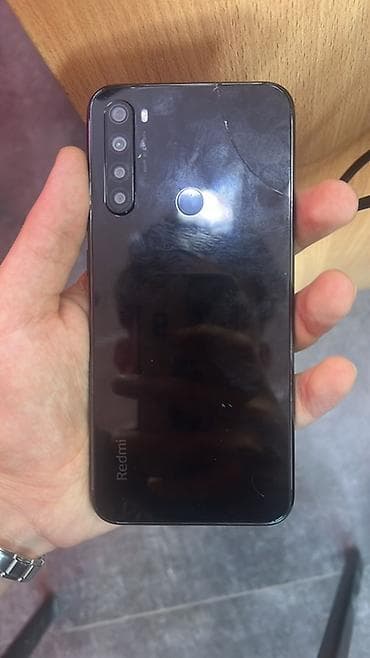 sade telefon: Xiaomi Redmi smartfon - Arxa panel: parlaq qara rəng, barmaq izi — 1