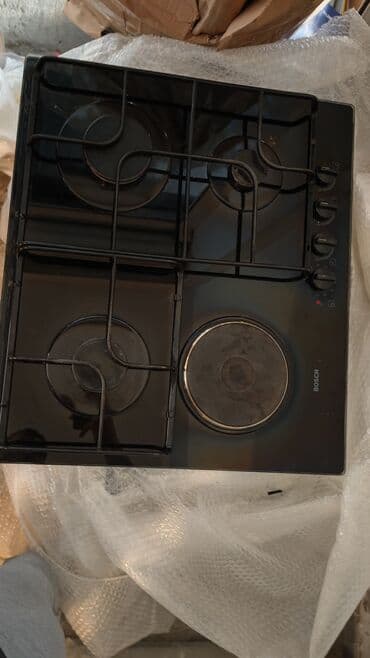 газовые плиты: Плита Bosch, Комбинированная, Встраиваемая, 4 конфорки, Б/у — 4