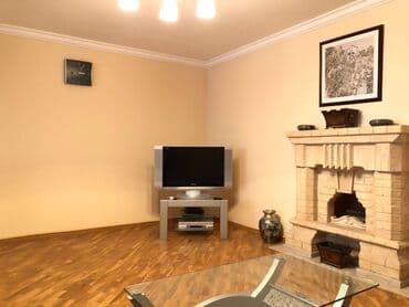 сдается квартира в баку: Bayilda 2 mertebeli binanın 2-ci mərtəbəsində yerləşən ümumi sahəsi — 8