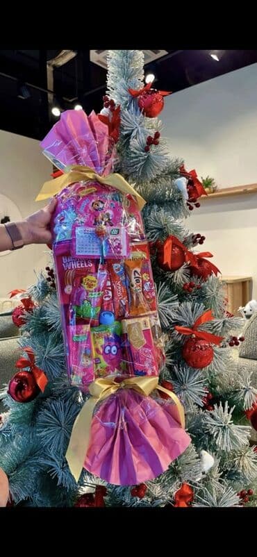 ad günü tortları qiz üçün: Rəngli hədiyyə səbətləri – Yeni il və bayramlar üçün hazır assorti — 5