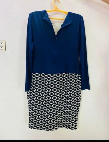 qadın ucun donlar: Bu zərif qadın donu, tünd göy rəngli üst hissəsi və ağ-qara həndəsi — 4