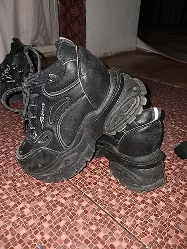 rezin bot: • Krossovkalar dəsti qarsiq ayaqabilar yazin qiymwt deyim yeni kimi — 3