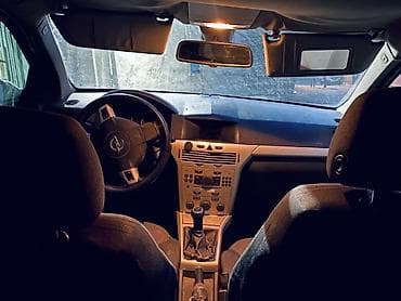 bmw e60 m: Opel Astra: 1.3 l | 2008 il 31933 km Sedan — 5