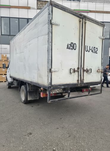 Yükdaşıma üçün qapalı furqonlu kiçik tonnajlı yük maşını - Korpus