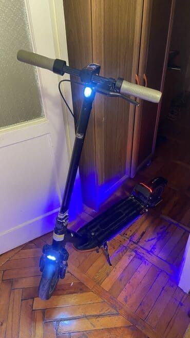 elektrik scooter satilir: Elektrik skuter - Güclü ön fara və gövdə boyunca LED işıq zolağı – — 4