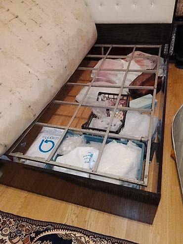 palet satisi: İkinəfərlik çarpayı — 2