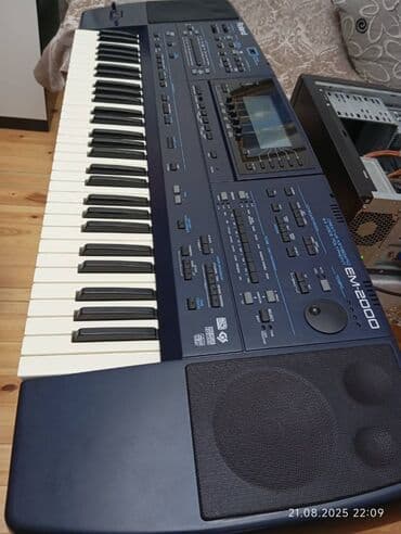 купить бу самовар на дровах: Синтезатор, Roland, Б/у — 4