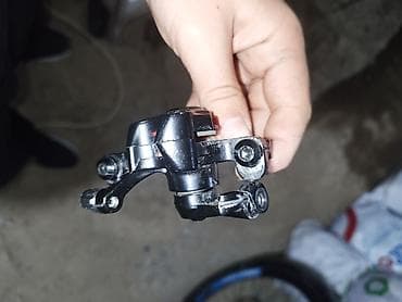 ikinci el gitara: Yaxşı vəziyyətdədir az işlənib. shimano firması troslarıda var real — 4
