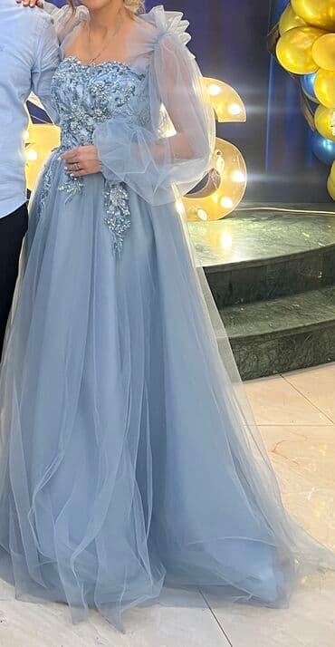 Ziyafət donu, Maksi, M