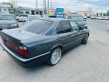 drift car: BMW 5 series: 2 l | 1990 il Sedan — 7