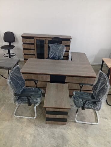 Ofis mebel dəsti - L formalı iş masası: geniş iş səthi, taxta