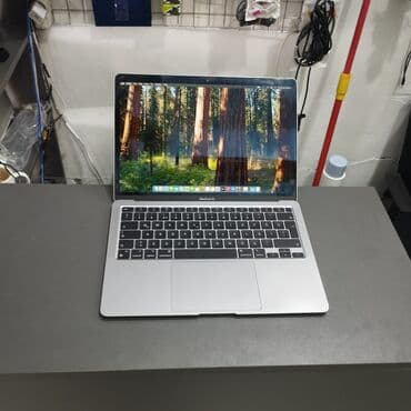 macbook qiymeti: Б/у Apple MacBook, 13.3 ", Apple M1, 256 ГБ, Платная доставка, Доставка в районы, Самовывоз — 1
